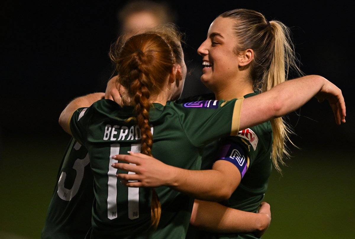 WomensFACup's tweet photo. Winning a penalty shootout, nothing like it.

Right, @ArgyleWFC?

#AdobeWomensFACup https://t.co/2xcLpftKrZ