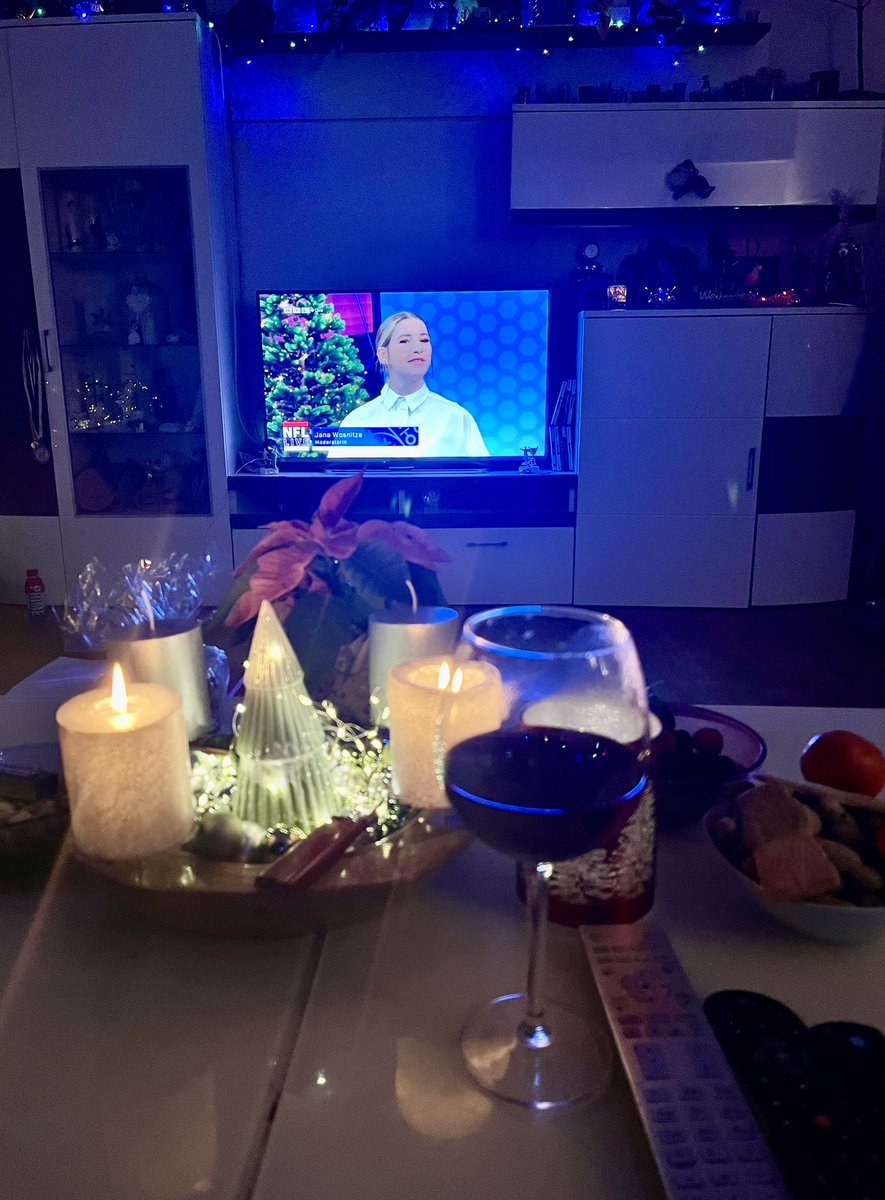 Werner_Sk's tweet image. Es kann losgehen am #ZweiterAdvent #nfl #rtlNFL #NFLTwitter