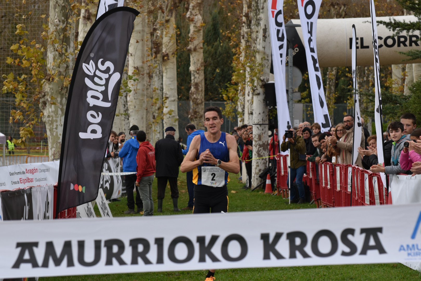 Daniel Mateo gana el Cross de Amurrio