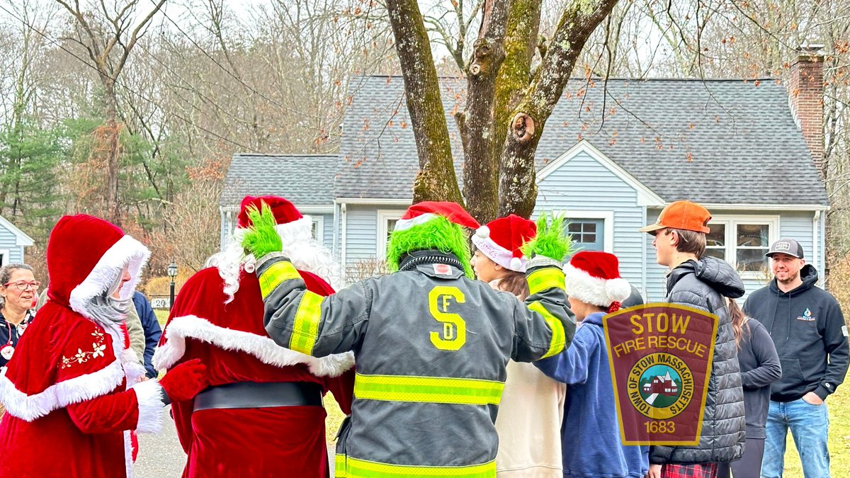 Stow Fire tweet media