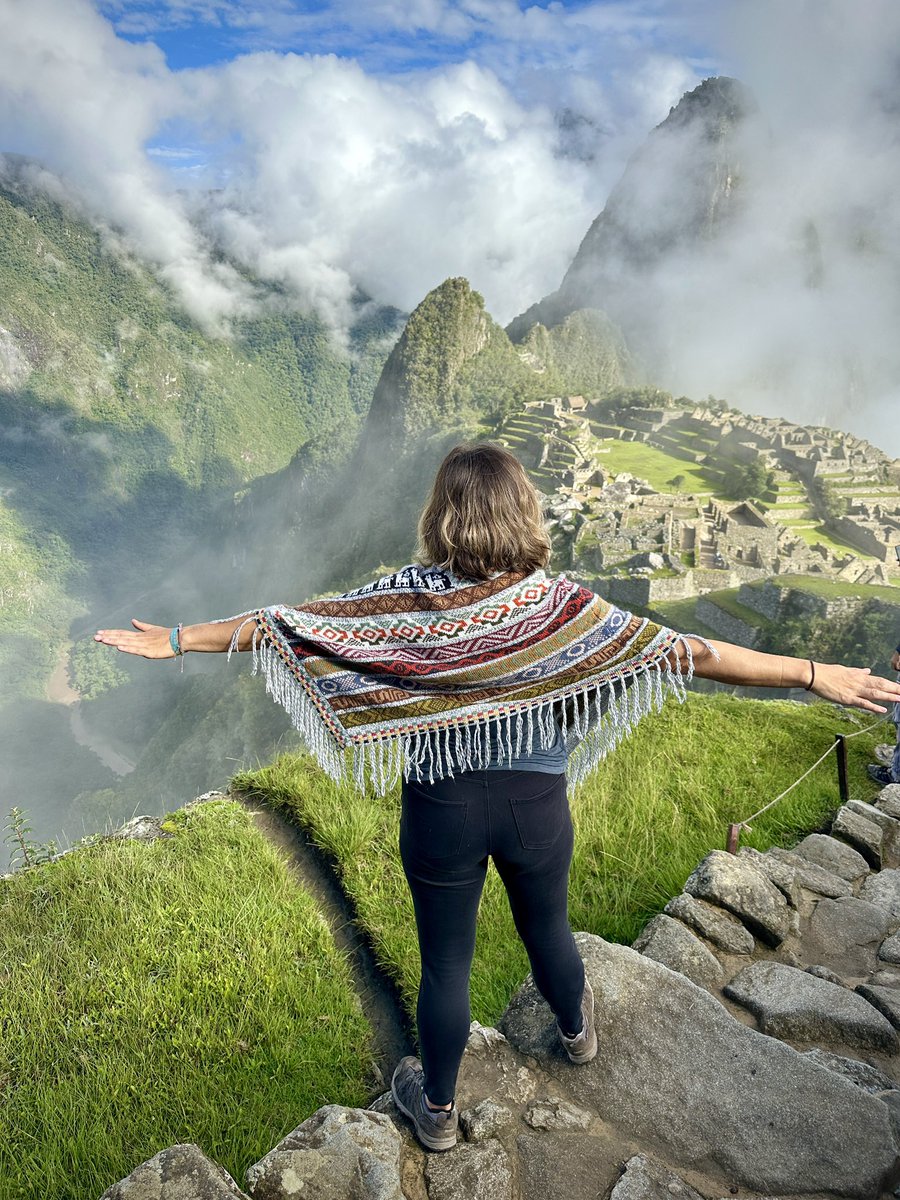wandersmiles's tweet photo. #MachuPichu 🇵🇪 The last wonder of the world for me and what a beauty she is! 

#visitcusco #perutravel #visitperu https://t.co/Pk1r6KTjqA
