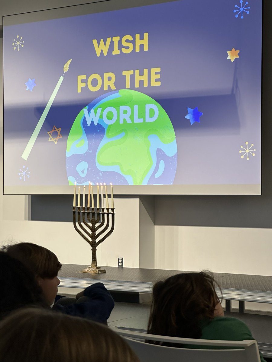 Happy Hanukkah Folkshulers!!
