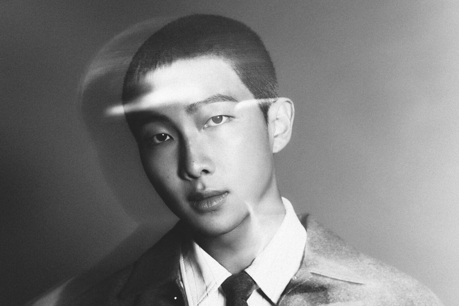 soompi's tweet photo. #BTS's #RM Says Goodbye To Fans In Heartfelt Letter Ahead Of Military Enlistment
https://t.co/89a0DxY2He https://t.co/sMUMHvOClV