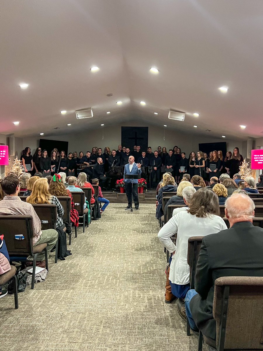 GLBC_Rogers's tweet photo. The Name of Jesus was high and lifted up last night at our choir Christmas concert. 🙌🏻  Join us tonight for our final presentation at 6:00! https://t.co/0C0eZmJNaX