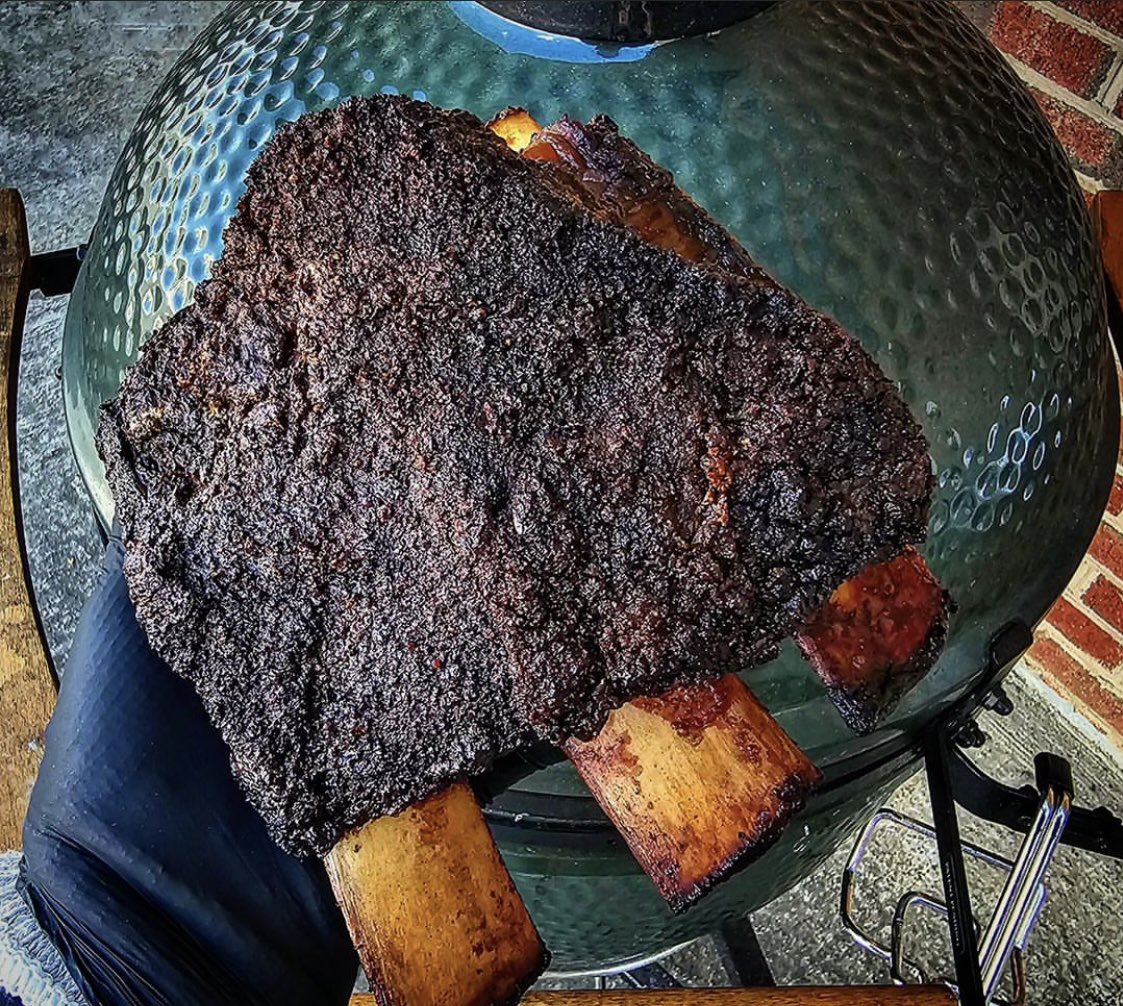 Dino Ribs on the Egg