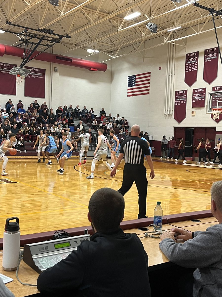 Was awesome getting to watch former Swather greats battle it out at the college level! Their success is a testament to their hard work and dedication to the game. Great game! @Braydenschil8 @ProctorJake4