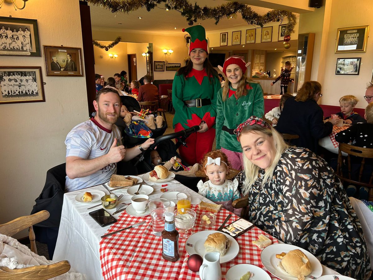 LittleStokeCC's tweet image. BREAKFAST 🍳 WITH SANTA! 🎅🏻 

THANK YOU to Everyone who came to see Santa at the club! 

THANK YOU to everyone who helped to put on this event, your hard work is very much appreciated!

THANK YOU to our two mischievous elves 🧝‍♀️🧝‍♀️ &amp;amp; of course Santa! 🎅🏻🎁

#breakfastwithsanta #lscc