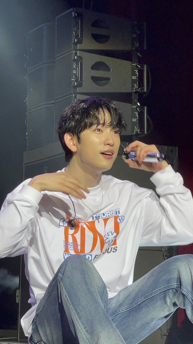 ً (@jinyounglook) on Twitter photo 