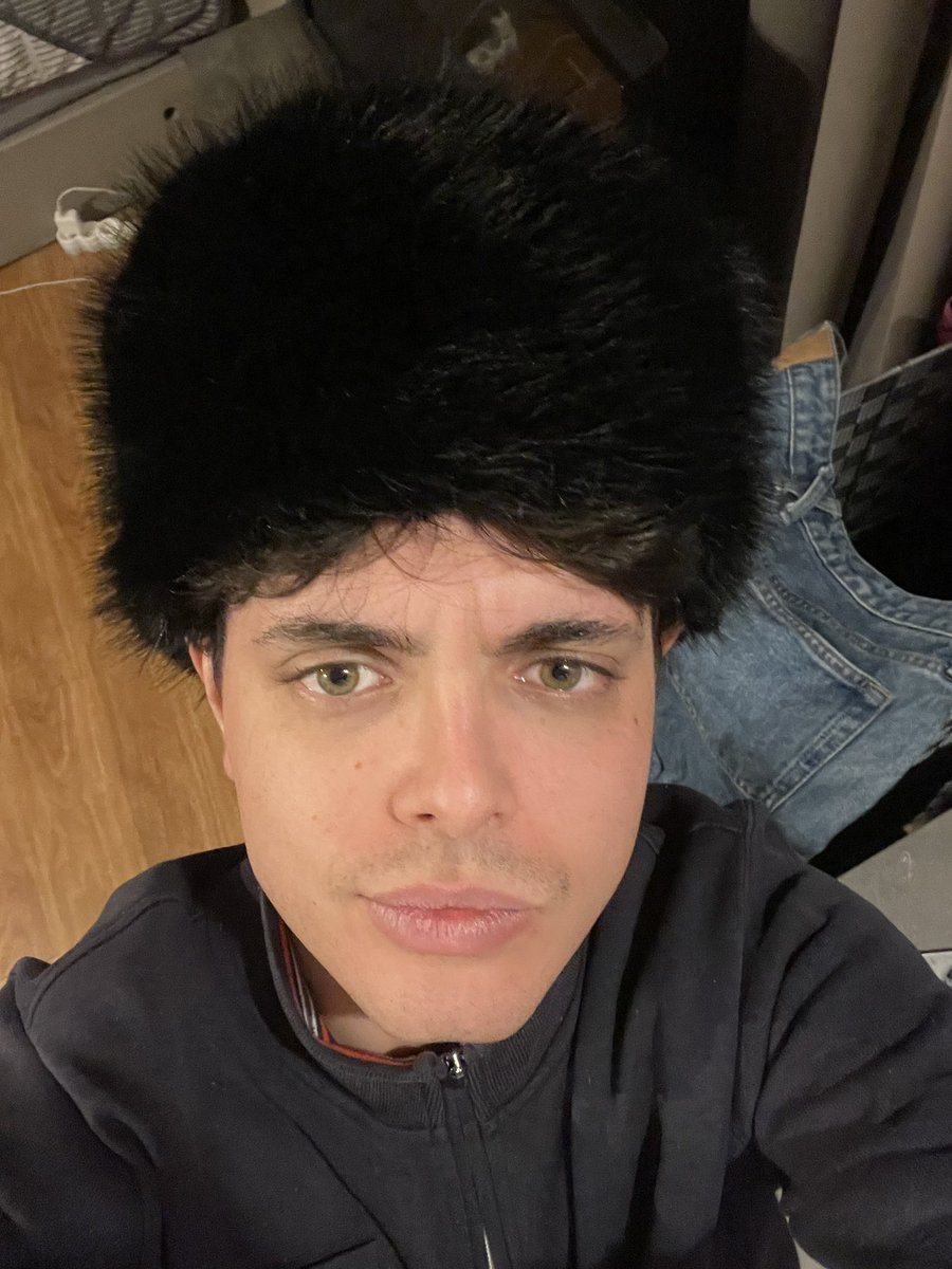 mathishasleft's tweet image. #LGBTQIAEndOfYearSolidarity