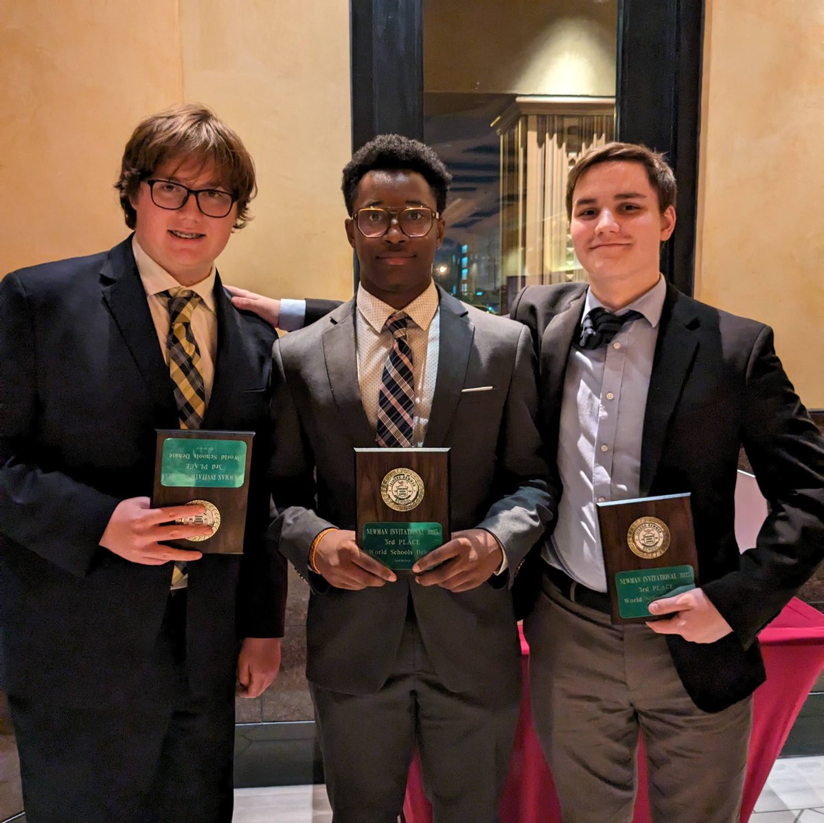 magnoliadebate's tweet photo. Congratulations to Noah, Sam, and Hart for placing 3rd in World Schools Debate at Isidore Newman! Team "Magnolia Blues" finished with a 4-2 record on a split decision in semifinals.
In speaker awards (out of 42 total speakers), Sam ranked 6th overall and Hart ranked 1st! https://t.co/KFic6kyjlr