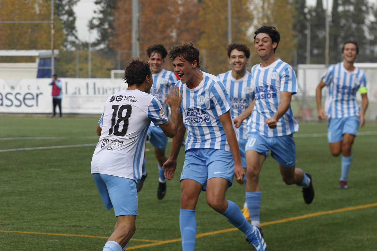 rcdzaragoza's tweet photo. 🤯 𝑪𝒖𝒂𝒏𝒅𝒐 𝒎𝒂𝒓𝒄𝒂𝒔 𝒕𝒖 𝒑𝒓𝒊𝒎𝒆𝒓 𝒈𝒐𝒍 𝒆𝒏 𝑫𝑯𝑱. https://t.co/ZH2Q4Spbop