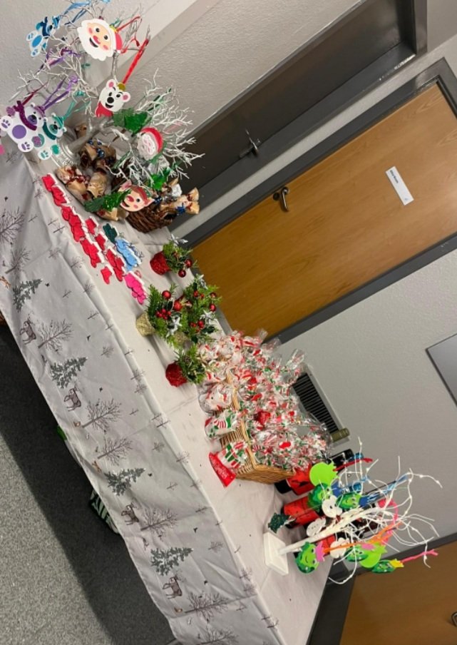 bees_nursery's tweet photo. We had a great Christmas party.  Thank you to the staff who went above and beyond and all the parents for coming along with their little Busy Bees 🥰🎄🎅🐝  We raised over £150 from our Christmas stall for Abbotsford Nursing Home 💗
Here's to another 30 years 🙌🎉🥳 https://t.co/0QSxjNTnG1