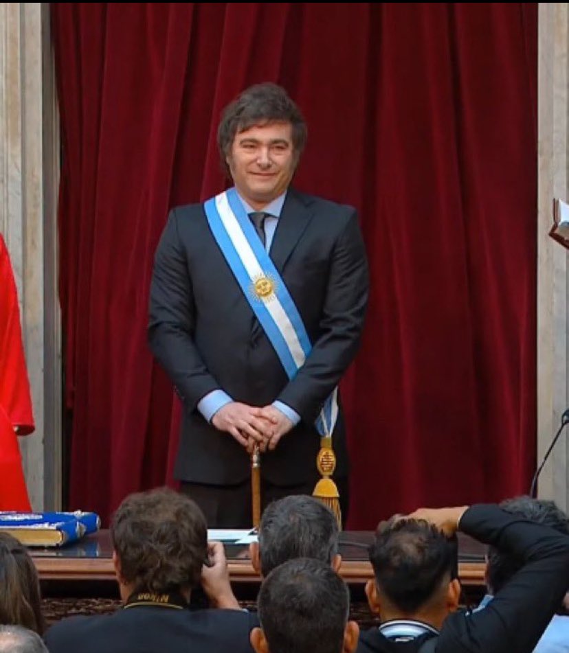 G4briel_CC's tweet photo. El que la tenía clara era Rial https://t.co/Yvg0Zirw4W