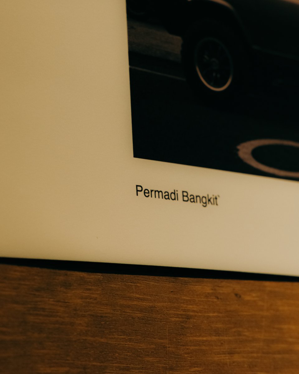 notacoolboi's tweet photo. Mini Exhibition today,
senang sekali rasanya jadi salah satu fotografer yang masuk di mini pameran kali ini. Pameran pertama setelah lulus kuliah (after all this time). terimakasih roemah kantja hari ini saya bersenang senang.
uhuy. #miniexhibition #tindakpeken vol.1 https://t.co/URuWDG4fjU