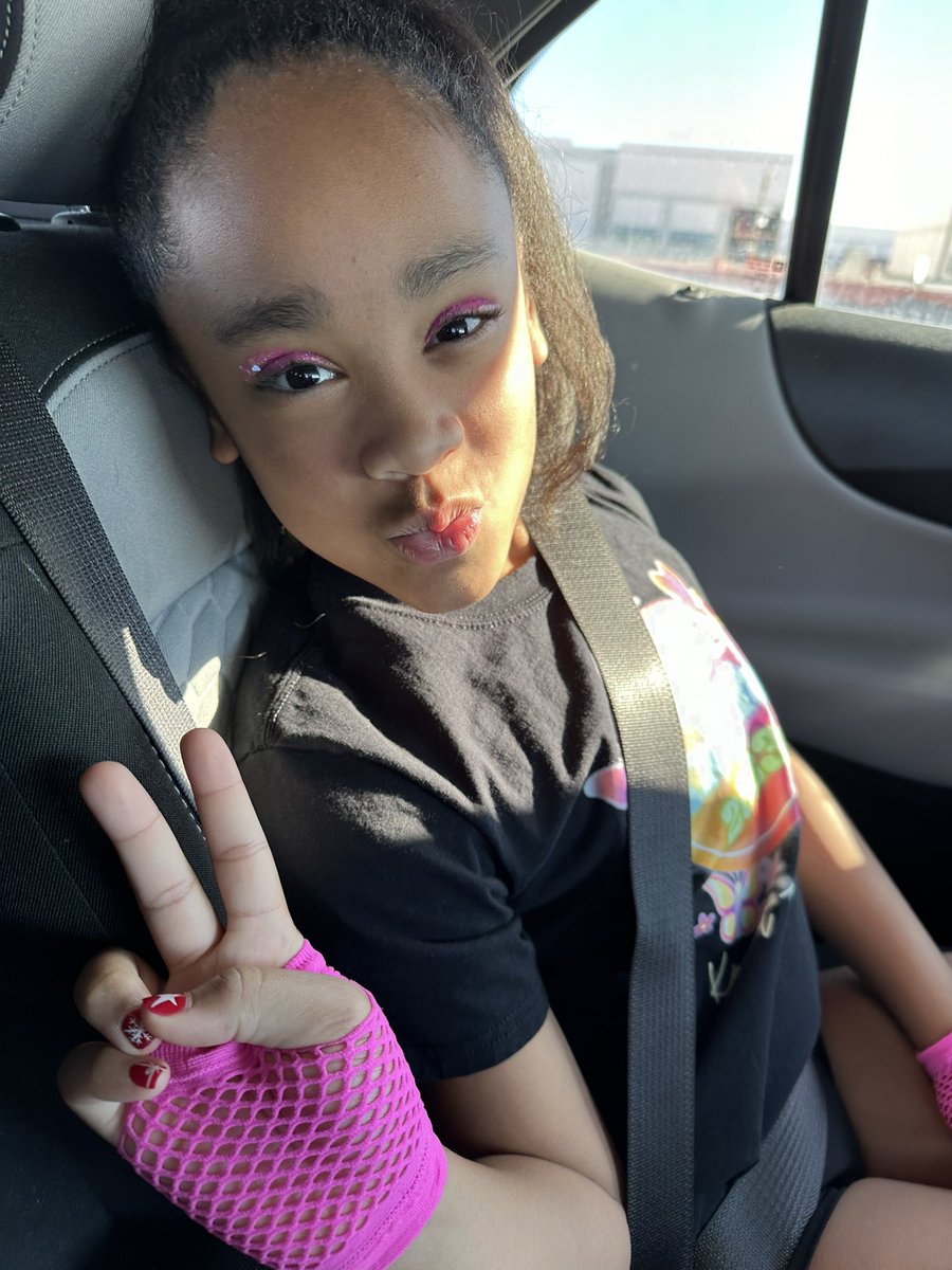 Stacey Robinson tweet media