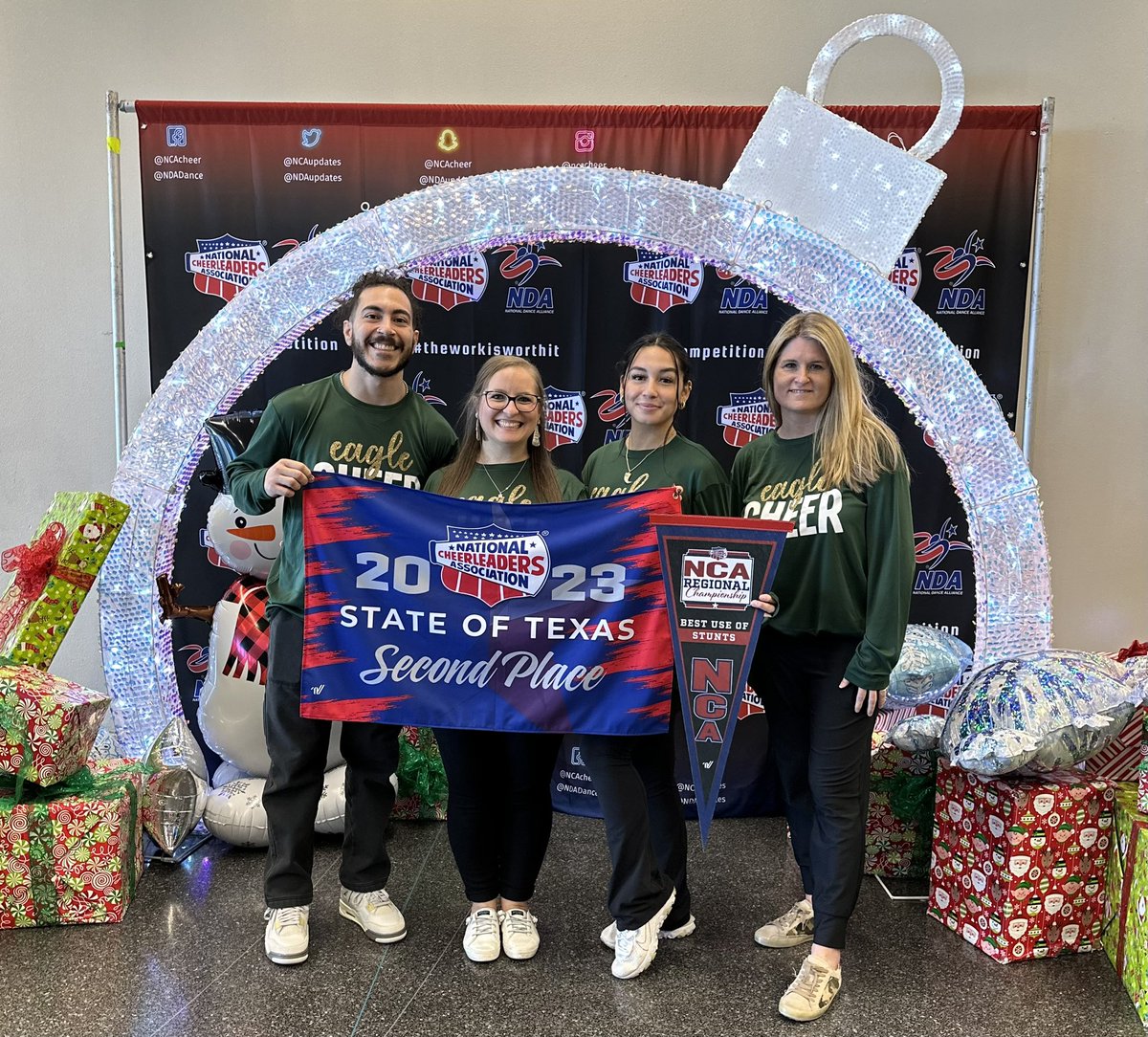 CyFallsCheer's tweet photo. ⭐️⭐️ LET’S GO ⭐️⭐️
NCA State of Texas Championship 2nd Place 🥈 Novice Varsity Crowd Leading AND NCA Specialty Award for Best Use Of Stunts 📣 #WeAreOne #TheWorkIsWorthIt #CompetitionTeam #Dallas @cyfallshs @CyFallsAth https://t.co/N8jMfu6eSi