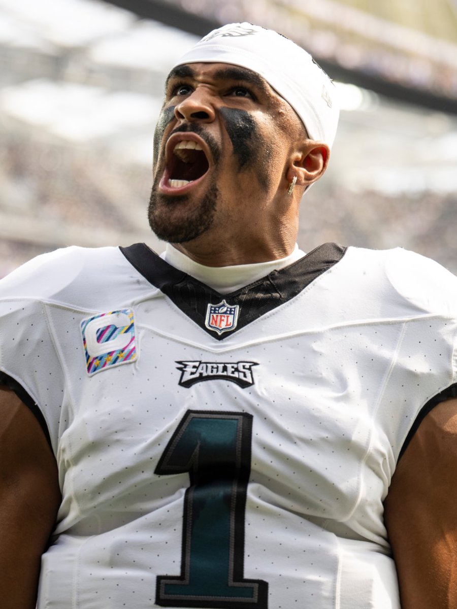 NFLonPrime's tweet photo. Which QB will win a Super Bowl first?

REPOST: Jalen Hurts
LIKE: Dak Prescott https://t.co/9jL6RX2HvV