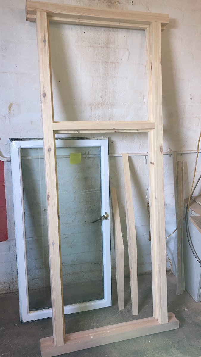 SMCwindows's tweet photo. Been making a few frames for a big job up north! For a good customer, still stunning work by my team, pre glazed and pre painted https://t.co/Bp5XXPrw2U