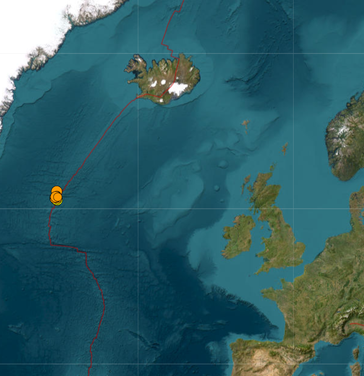 volcaholic1's tweet photo. In recent days, a significant earthquake swarm occurred approximately 900 km south of #Iceland, specifically at the end of the Reykjanes ridge in the southern region. 

This seismic activity is associated with the "Bight Fracture Zone," a crucial tectonic feature indicating the separation between the North American and Eurasian plates. 

The earthquakes, predominantly located south of the Bight Fracture Zone but concentrated near the plate junction, suggest substantial sliding between the plates. 

This event mirrors ongoing seismic activity in the Reykjanes Peninsula/Grindavík area.

https://t.co/RSq9pGDC5I