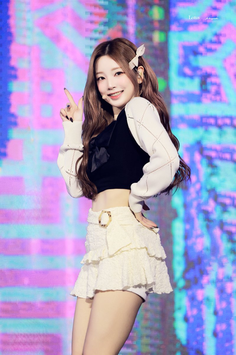 RP_1206's tweet photo. 231210 케이링크 

#Rocket_Punch #로켓펀치 
#YEONHEE #연희 #김연희

@RocketPunch https://t.co/oxvkgz3uza