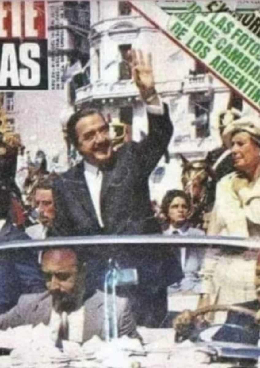 Gracias Raúl por afianzar la Democracia y enseñarnos a sostenerla con la la palabra, las ideas y la paz como herramienta imprescindibles.

Democracia para siempre.
