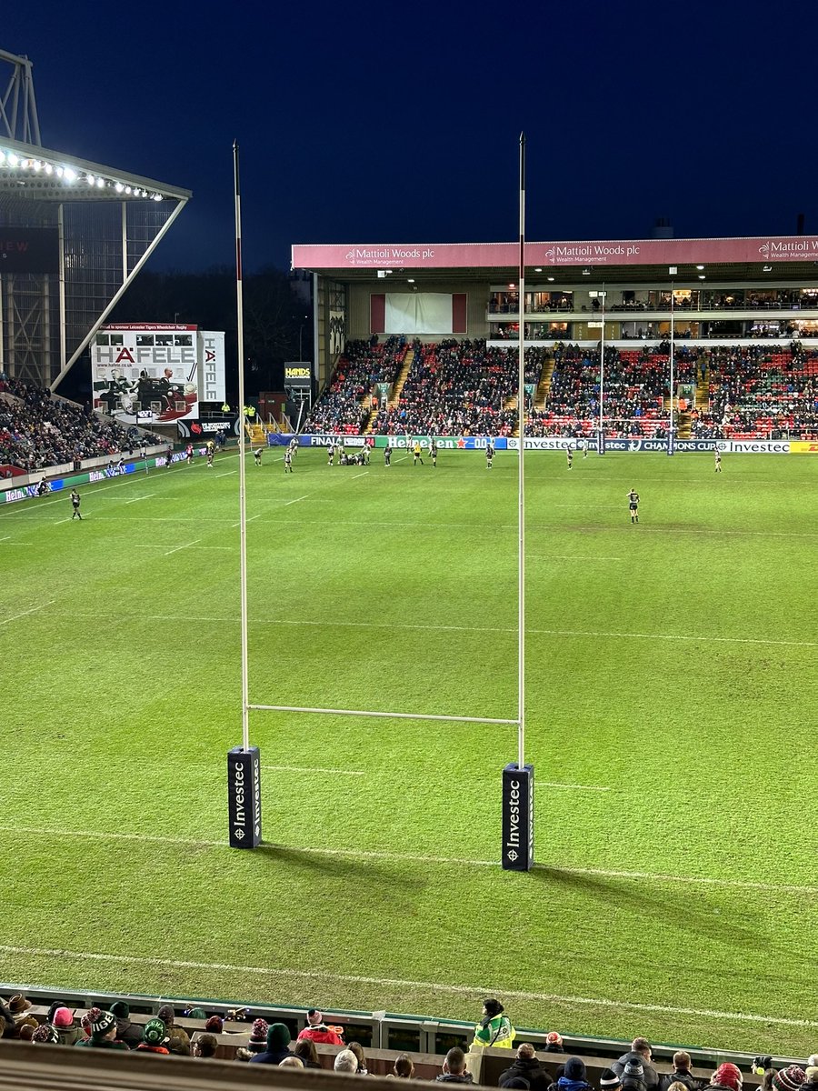 joshpsmalley's tweet photo. A massive thank you to @TMLSofficial for hosting me in their Superbox for todays @LeicesterTigers match. An honour to be invited, had such an awesome time. Plus the Tigers won, which made it even better!! π― π
#rugby #leicestertigers #tmlsolicitors https://t.co/Qx3xzQJlB8