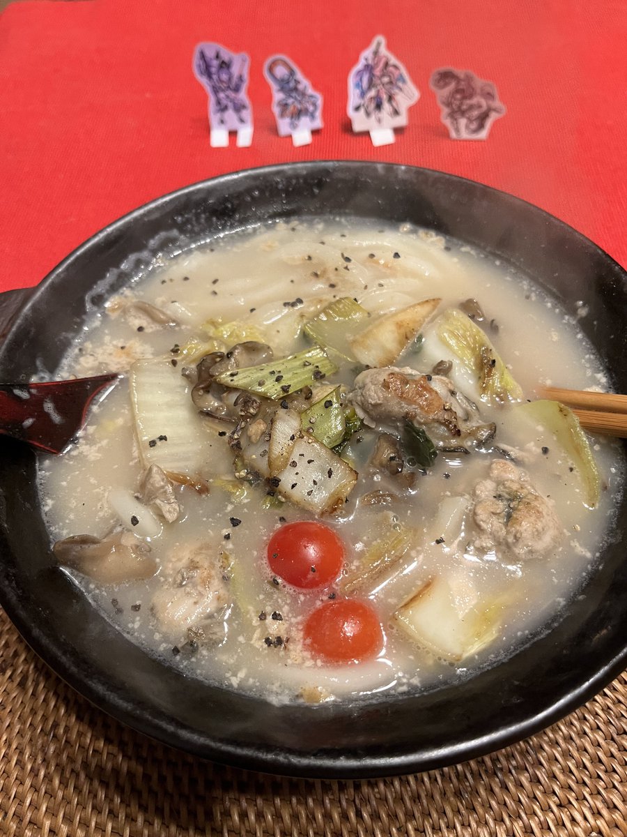 こんな時間に牡蠣ちゃんぽんうどんを作りそしてくしゃみでシャルルとオメ子を倒した。 