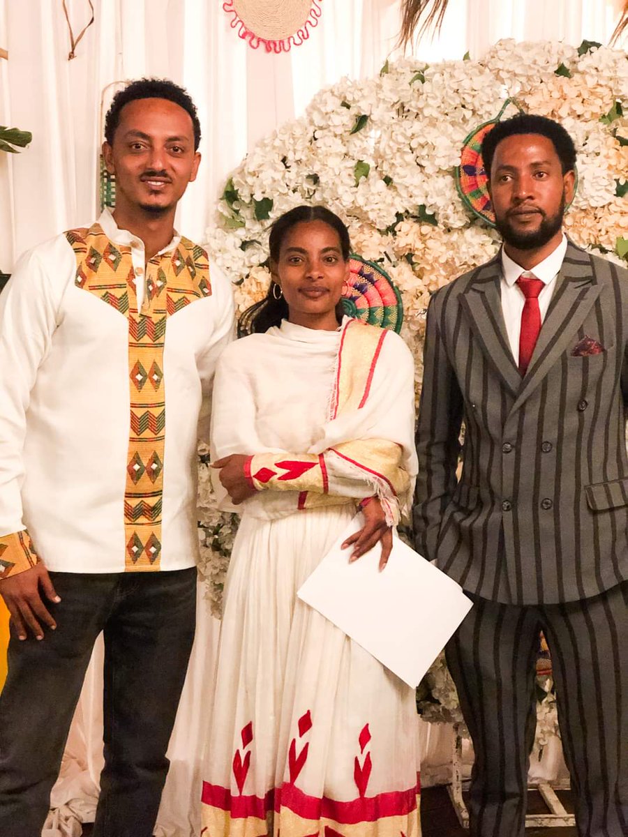 ሚስጉራጌ የቁጅኛ ውድድር አሸናፊ ለሆነችዋ እንኳን ደስ አለሽ ሚስ ጉራጌ አዘጋጅ ዘጸአት እግዚአብሔር ባለክእውቀት ላይ ይጨምርልህ
ድጋፍ ላደረጋቹበሙሉ ምስጋናችን ላቅ ያለ ነው
ይሄፕሮግራም ብዙ ድካምና እግልትየበዛበት ቢሆንም ውጤቱ እጅግያማረነው