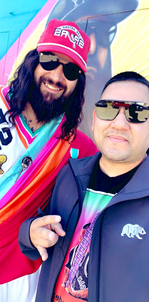RealSpurnandez's tweet image. Breaking #SpursTwitter 😇😈 #SouthTown #SpursJesus #Spurnandez #PorVida
