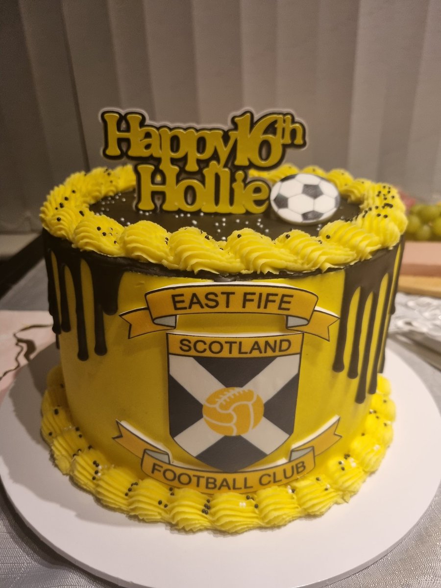 Daughter had great day yesterday away to football <a href="/EastFifeFC/">East Fife FC</a>  great win then home to her party
