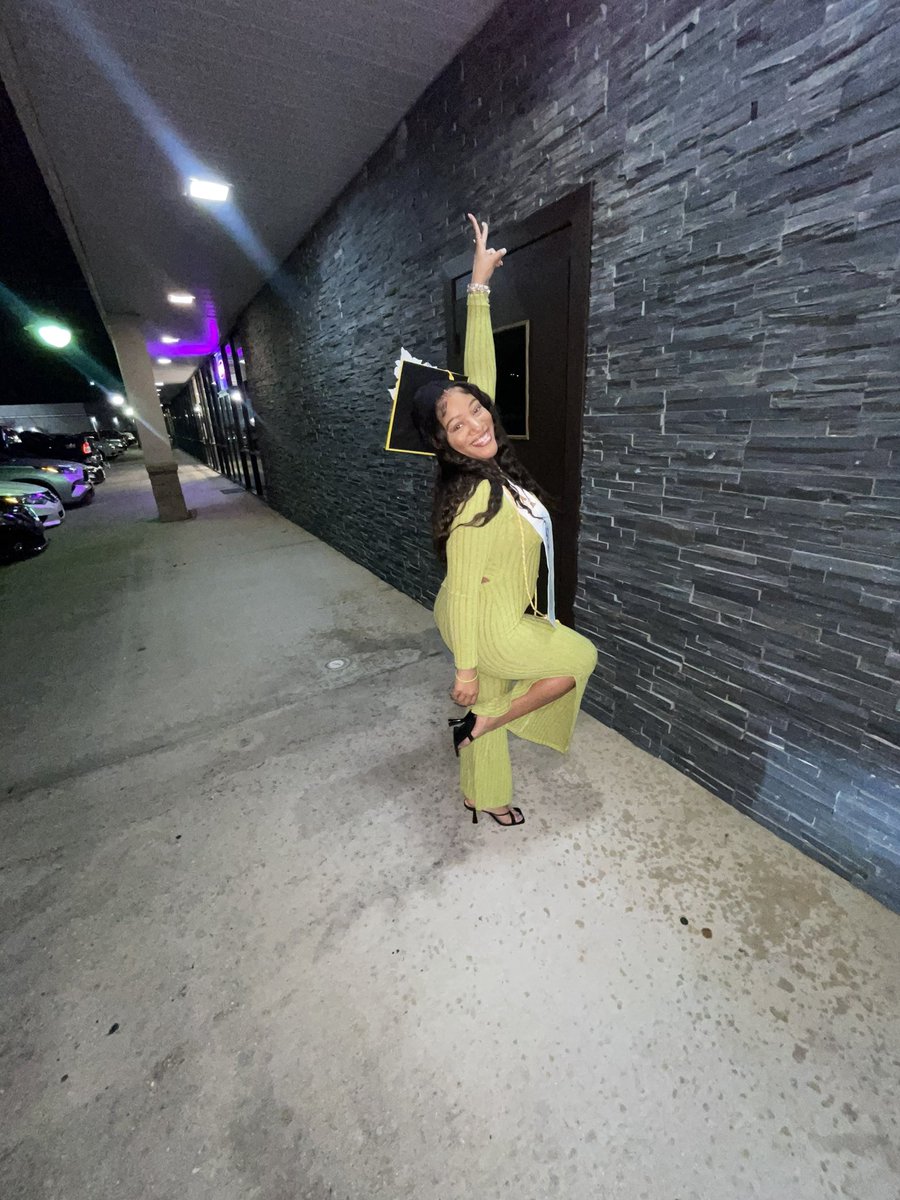 graduate🥳.