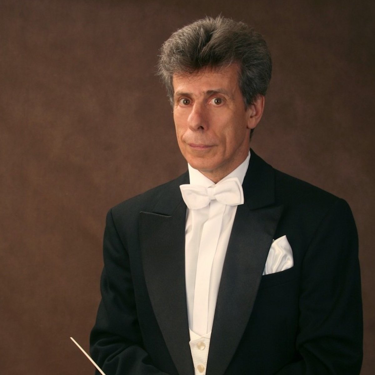 amiconthepodium (@amiconthepodium) on Twitter photo Jan Latham-Koenig has had a long & distinguished career all across the globe & many stories to tell. I found out how close he came to becoming a politician, and how he managed to stage 3 different opera productions in Chile all whilst his orchestra was on strike! <a href="/felsnerartists/">Felsner Artists</a> Jan Latham-Koenig has had a long & distinguished career all across the globe & many stories to tell. I found out how close he came to becoming a politician, and how he managed to stage 3 different opera productions in Chile all whilst his orchestra was on strike! <a href="/felsnerartists/">Felsner Artists</a>