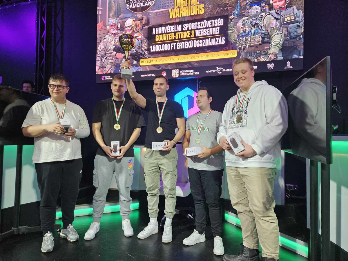 a CSGOs fiú :) tweet media