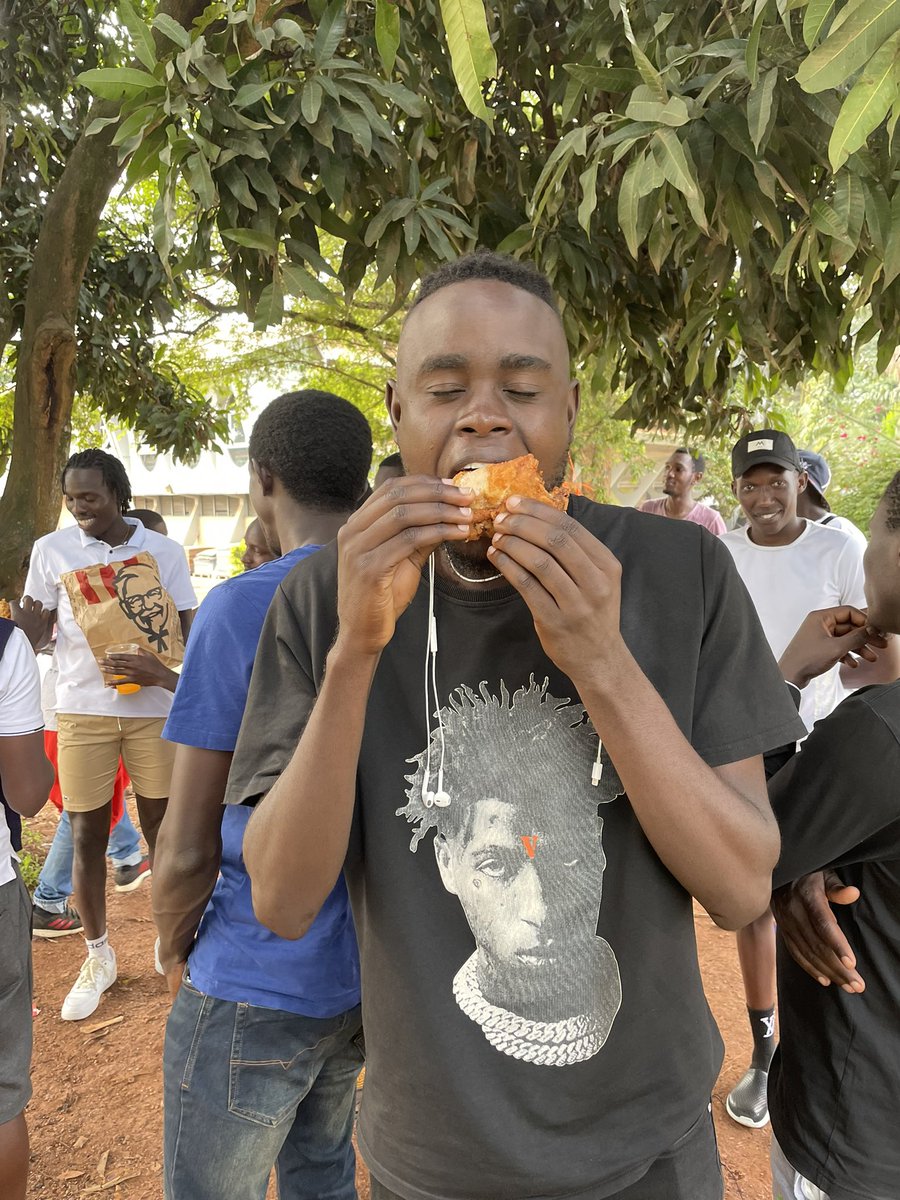 weatherhead_hc's tweet photo. We enjoy  @KampalaHC like how we enjoy our @KFCinUganda 
#weareweatherhead https://t.co/vZmBXLJZv4
