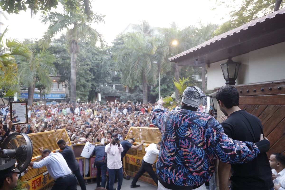 Amitabh Bachchan tweet media