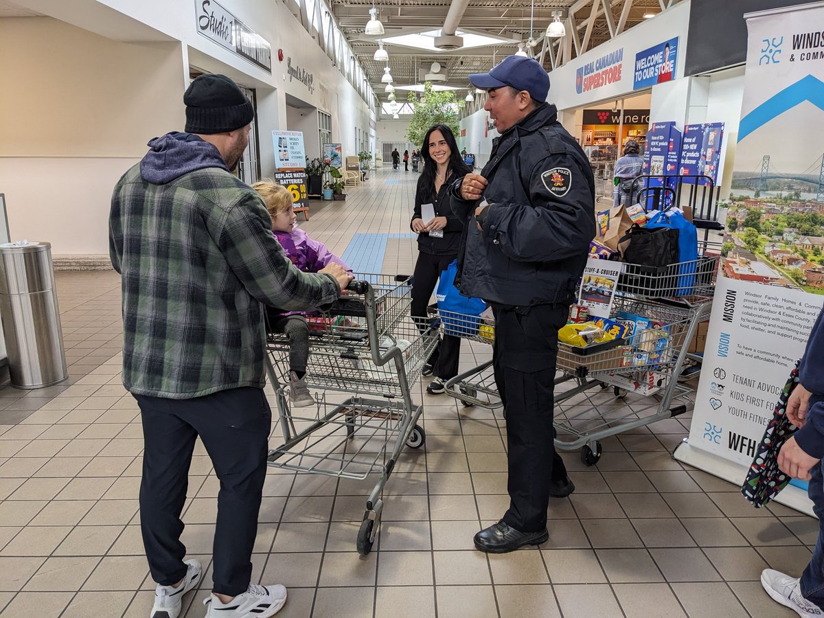 The Annual 👮‍♂️<a href="/WindsorPolice/">Windsor Police</a>👮 
🚓#StuffACruiser🚓 events held  <a href="/RealCdnSS/">Real Canadian Superstore</a> (Dougall &amp; Walker) were a great success!
Thank you #YQG Community for your generosity 🙏
#Humanity
#GivingBack
#OneCommunity
#FoodDrive