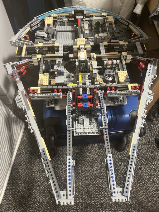 IT GETS BIGGER

*lego noises intensify* https://t.co/3irc1YUSE6