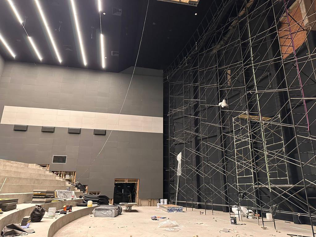 Después de 28 años del sistema IMAX en Explora, así va la transformación del teatro Leonardo Da Vinci, con un nuevo y mejorado sistema de sonido y proyección 3D. ¡El mejor del mundo! 🍿😎 Lo podremos estrenar muy pronto.