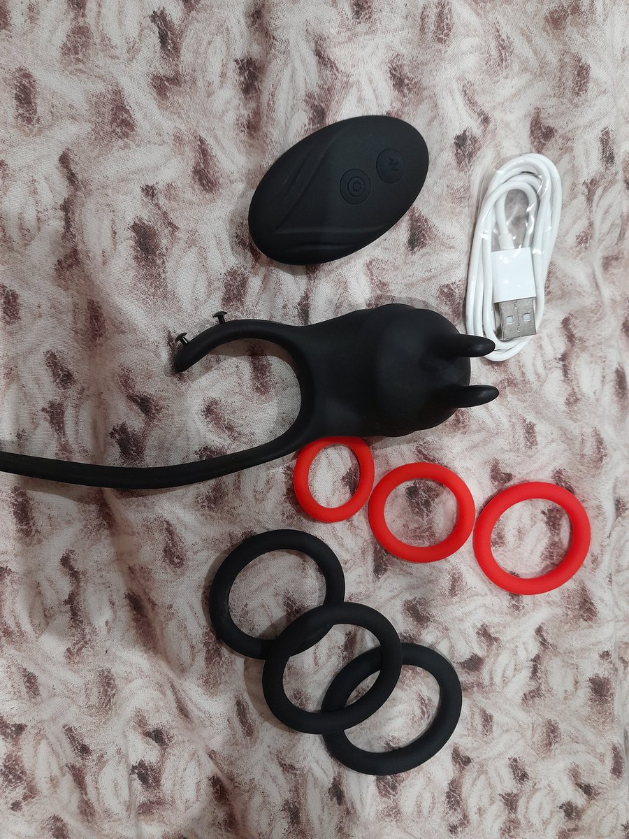 Wahh un grand merci à <a href="/camila980326/">camila</a> c'est un super produit au top on recommande, ne pas jouer à faire des grnad mouvements avec juste des petits vas et viens en restant collé mais c'est super 🥰🔥😘😍