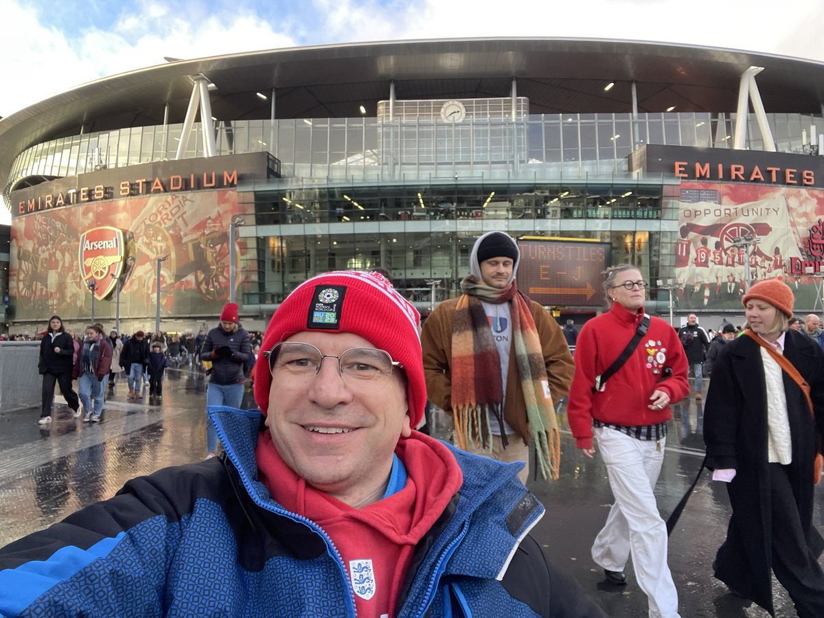 NYAEnglandFan's tweet photo. Great to be a part of the record-breaking #WSL crowd at the #Emirates Stadium for #Arsenal v #Chelsea and to see #England stars #Mead #Russo #Carter #Wubben-Moy #Charles #Kirby #James, plus the likes of #Kerr #Foord #Catley #McCabe #Cuthbert #Ilestedt etc https://t.co/iZDAj8foga