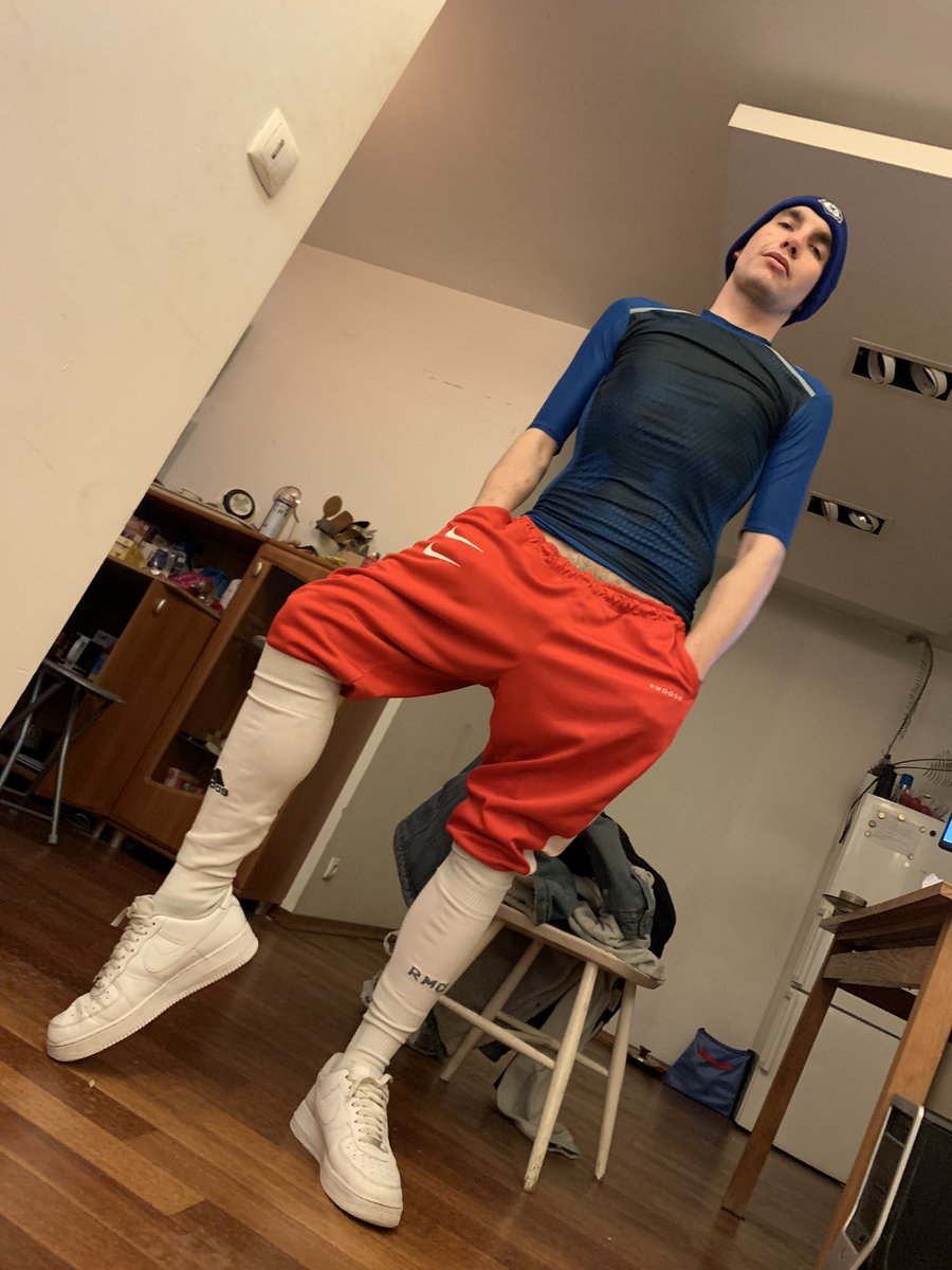UBERTOZZ's tweet photo. #nikeboy #masterboy #sneakermaster
#sneakerfreak #adidasboy #sneakerfetish #sneakerboi #gayfetish #gaysocks #whitesocks #usedsneaks #sneaksnsox #smellysneaks #jogger #joggerstyle #gaysneakers #gaysox #fckyou #slam #slammer https://t.co/K72GX1jo9e
