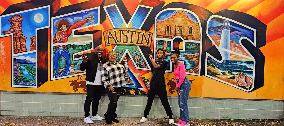 MikeGBryantJr's tweet image. What a time in TX, the whole family watched our Tatiana graduate from BMT in a glorious ceremony. We did tourist things and ate TX BBQ. More pics below, but here's my Bday wish @OnPatrolLive. Like, repost and follow. At #10k I'm picking 5 of you to follow and send a gift. #OPL