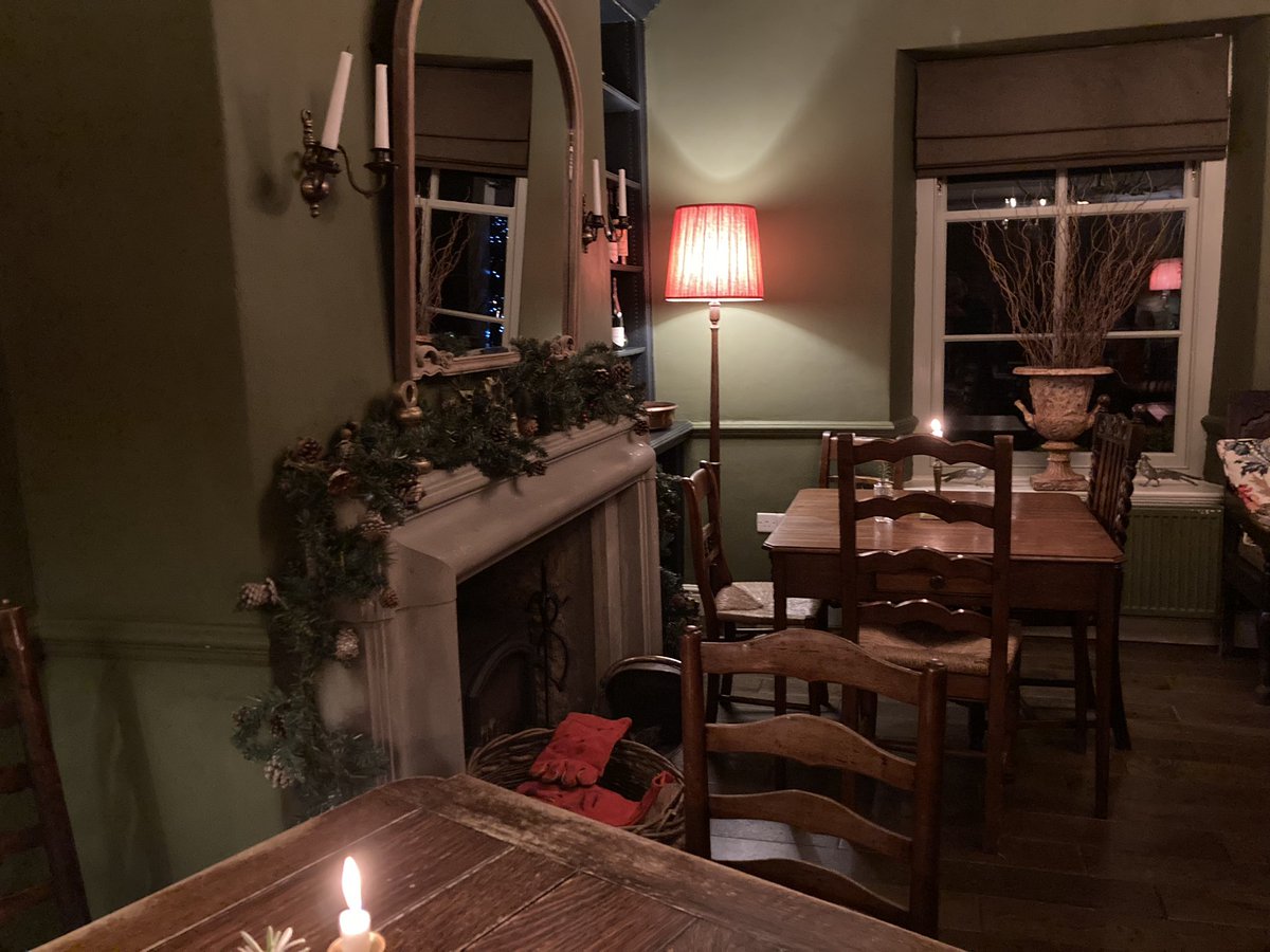 Well done to the team behind @Bantamhelmsley with their new venture The Owl at Hawnby. Wonderful atmosphere and food, a proper pub in a beautiful place. Felt very festive and cosy for a late lunch today with friends, great relaxed service and delicious Sunday lunch