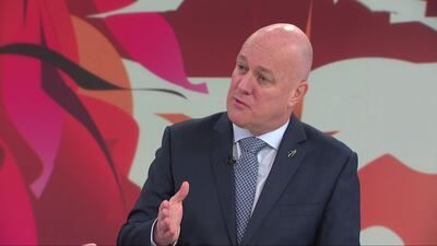 1NewsNZ's tweet image. #WATCH: The Prime Minister defends the plan to bring back $5 prescription fee for those not on SuperGold or Community Services cards.

1news.co.nz/2023/12/11/chr…