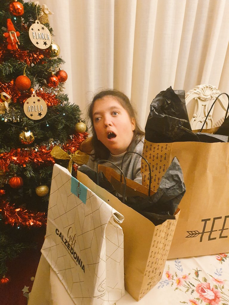 I avui l'Adeletes en fa 31 🤩

Ho celebrem tots junts amb un berenar-sopar. 

Com li agrada ser la "prota" 😉