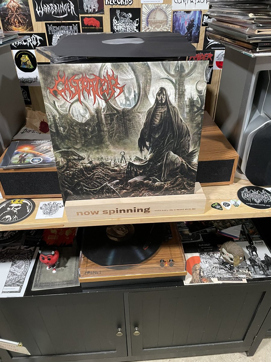 CoreyMirisola's tweet photo. Now spinning #Castrator 🤘🏻🔥🤘🏻 https://t.co/H0nf2vGoW0