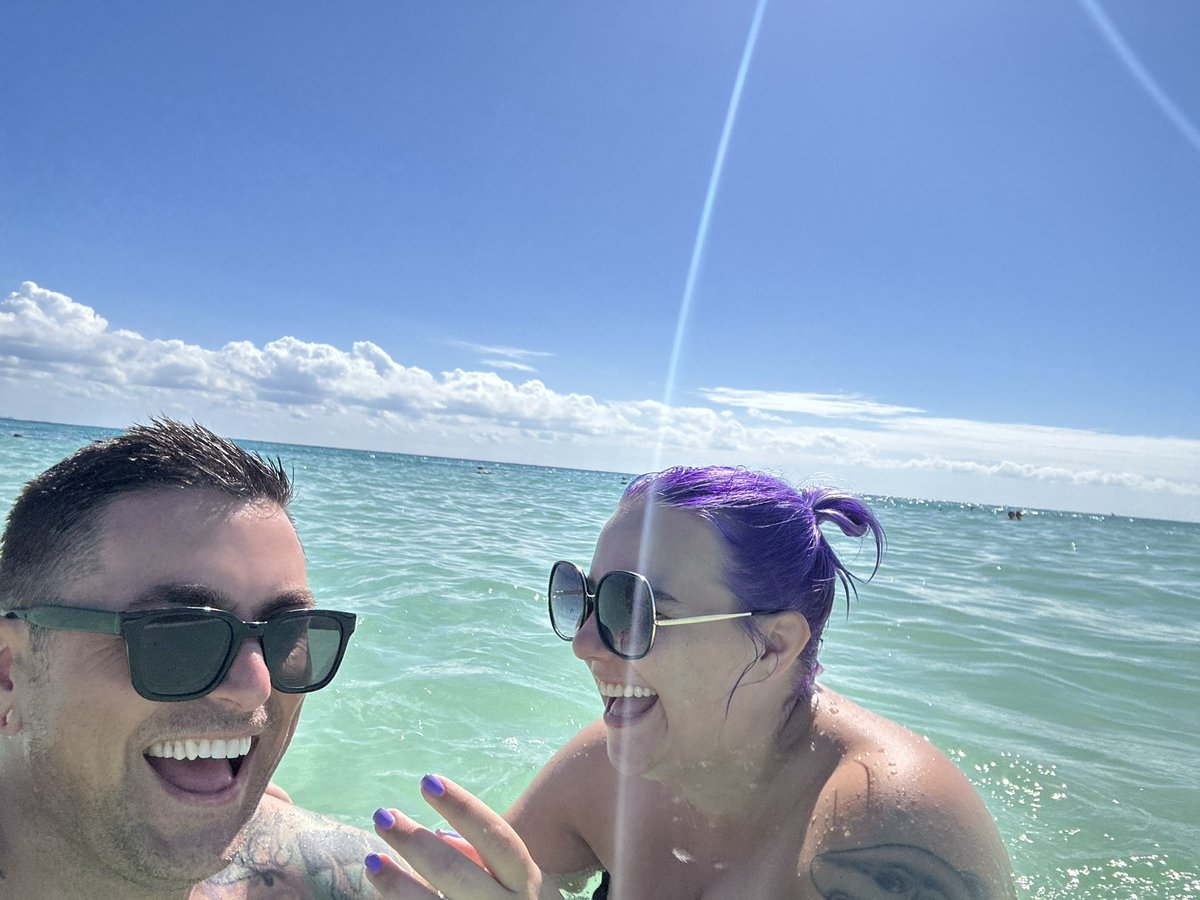 xbaxterx's tweet photo. #travel #vacation #art #explore #relax #beach #resort #sandosplayacar #playadelcarmen #quintanaroo #mexico https://t.co/xNsoJ7OfIf