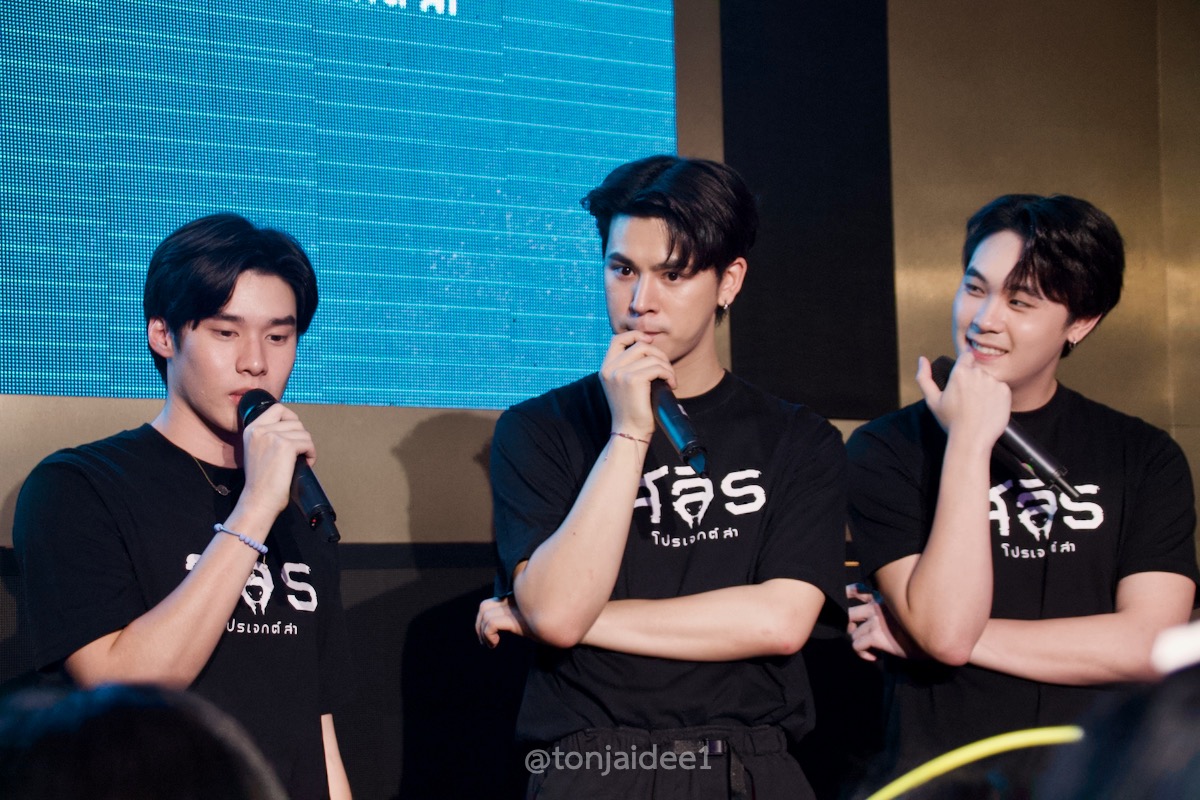 tonjaidee1's tweet photo. あとクーパーとポーイも。
#cooperpatpasit #poykritsanapong #peakpeemapol #Slythโปรเจกต์ล่า #slyththehuntsaga https://t.co/8J7SKqPQ4U