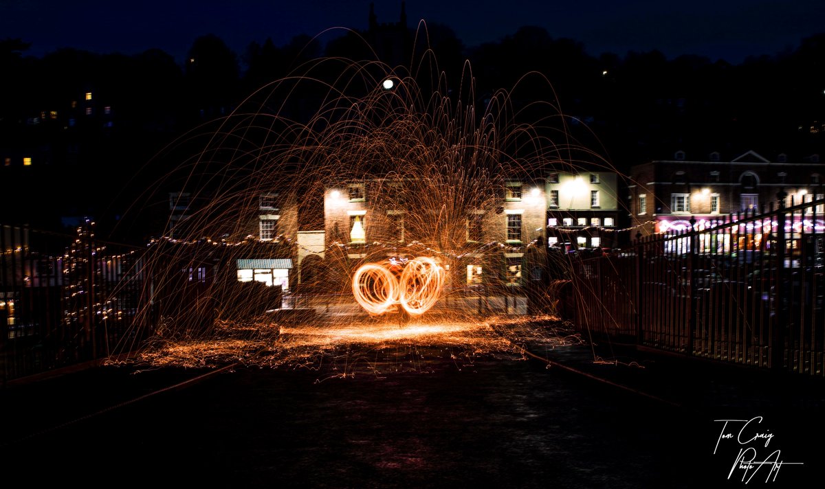 topcatphoto's tweet image. Tonight's #wirewool photo shoot in #ironbridge @IronbridgeGMT  #ironbridgegorge #Telford #lightpainting #lightpaintingphotography @ShropshireStar  @TelfordWrekin  @telfordlive @BBCShropshire @VisitTelford_  @TelfordHour @TelfordCentre 
tomcraigphotoart.com