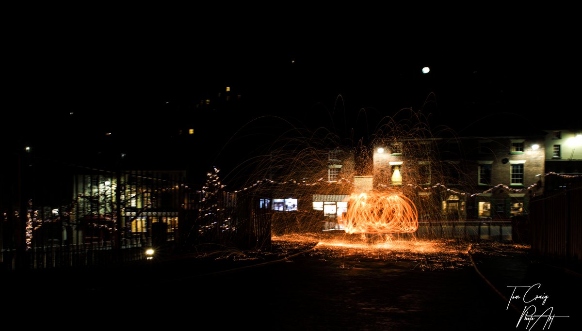 topcatphoto's tweet image. Tonight's #wirewool photo shoot in #ironbridge @IronbridgeGMT  #ironbridgegorge #Telford #lightpainting #lightpaintingphotography @ShropshireStar  @TelfordWrekin  @telfordlive @BBCShropshire @VisitTelford_  @TelfordHour @TelfordCentre 
tomcraigphotoart.com